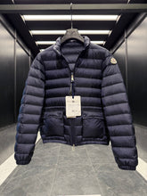 MONCLER 25S JACKET IN NAVY 022